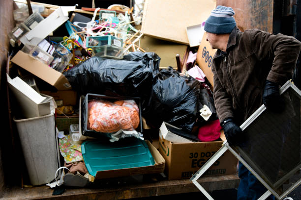 Best Commercial Cleanout Services  in Mcfarland, CA